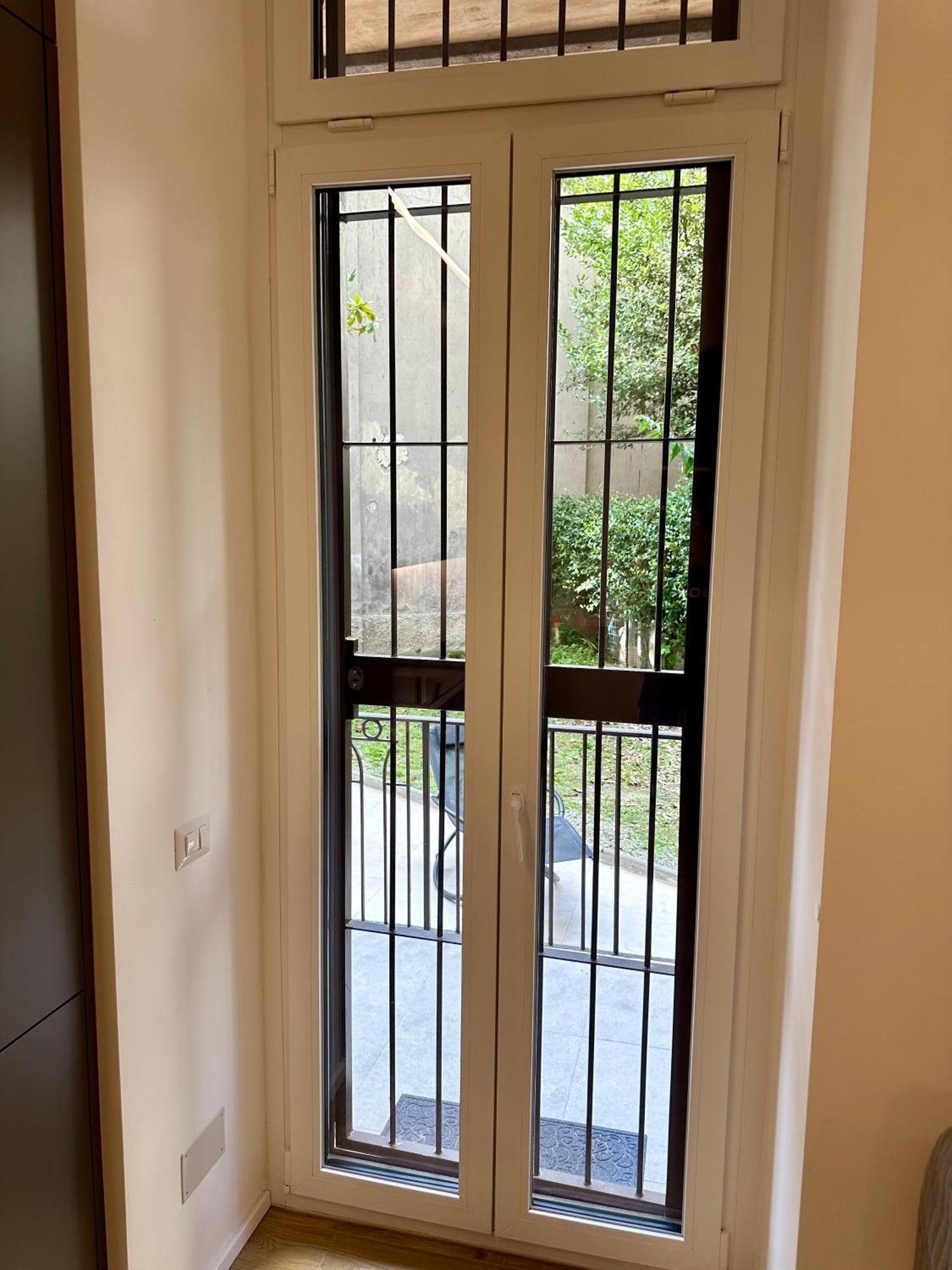 Lr Deluxe Apartments - Porta Venezia - Bilocale Con Giardino Privato Milano Dış mekan fotoğraf