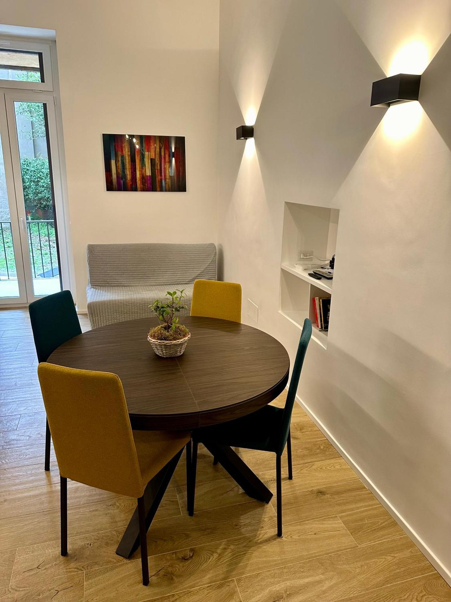 Lr Deluxe Apartments - Porta Venezia - Bilocale Con Giardino Privato Milano Dış mekan fotoğraf