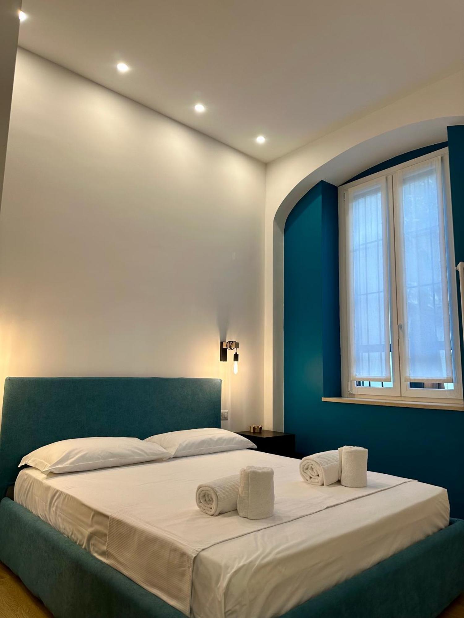 Lr Deluxe Apartments - Porta Venezia - Bilocale Con Giardino Privato Milano Dış mekan fotoğraf